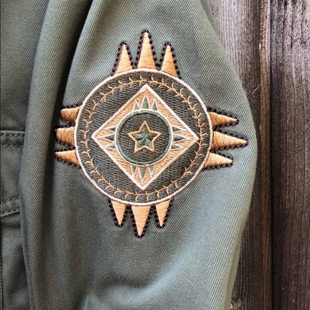 Jacket - Picture 3 of 6